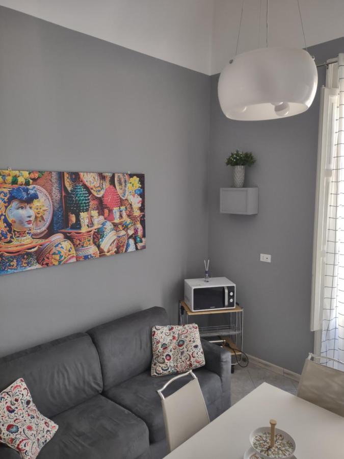 Central Apartment A Due Passi Dal Porto Παλέρμο Εξωτερικό φωτογραφία
