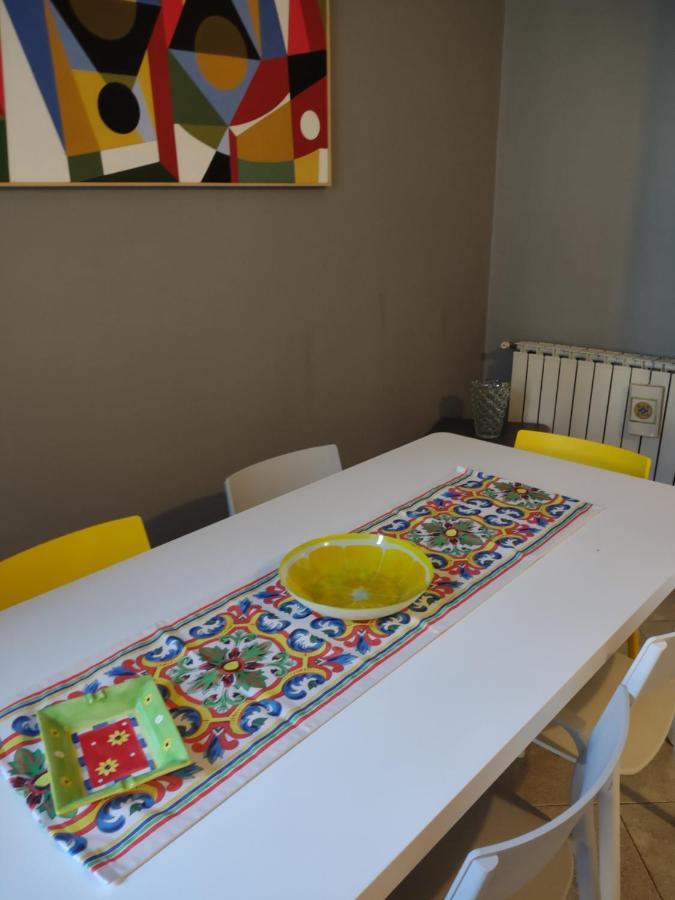 Central Apartment A Due Passi Dal Porto Παλέρμο Εξωτερικό φωτογραφία