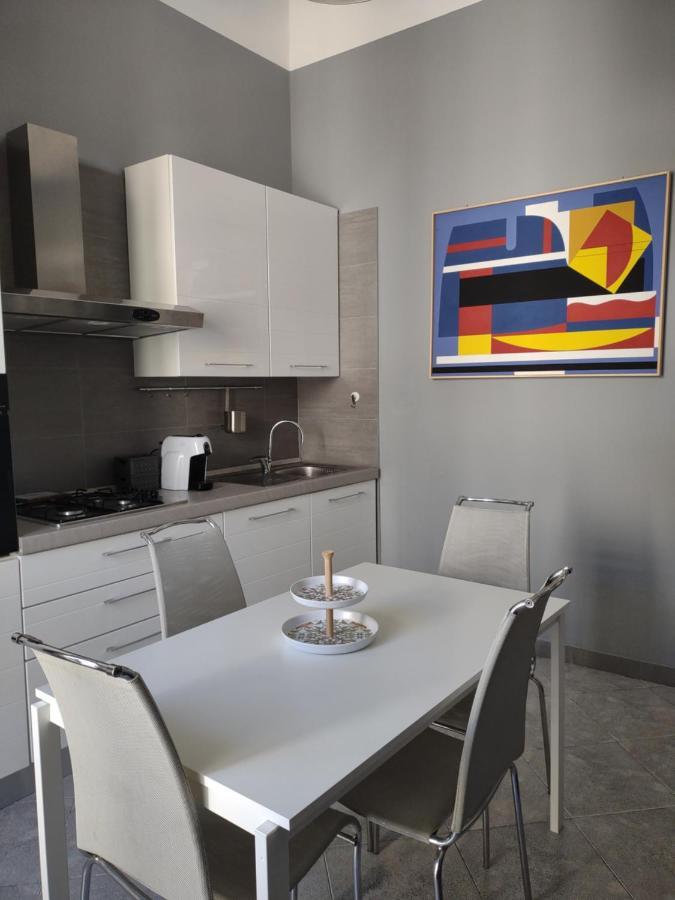 Central Apartment A Due Passi Dal Porto Παλέρμο Εξωτερικό φωτογραφία
