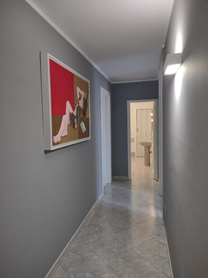 Central Apartment A Due Passi Dal Porto Παλέρμο Εξωτερικό φωτογραφία