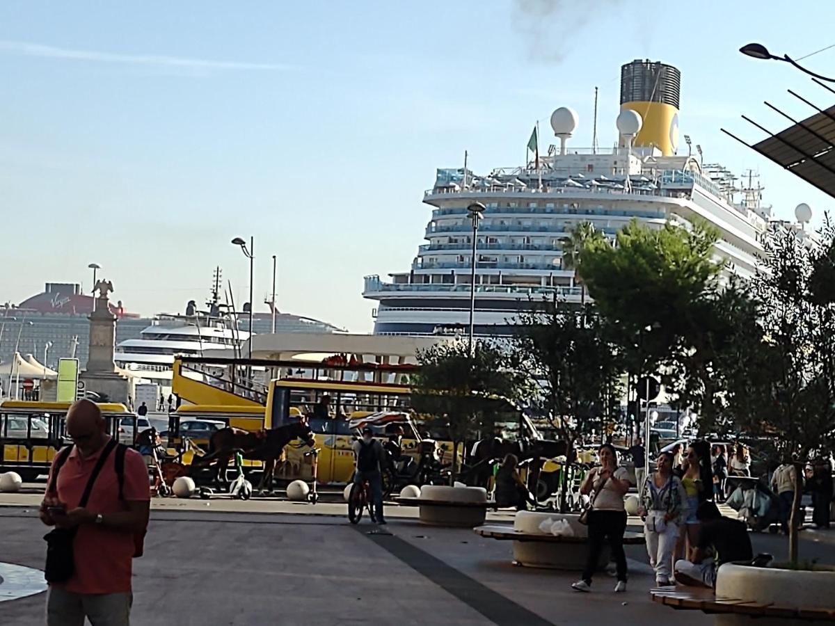 Central Apartment A Due Passi Dal Porto Παλέρμο Εξωτερικό φωτογραφία